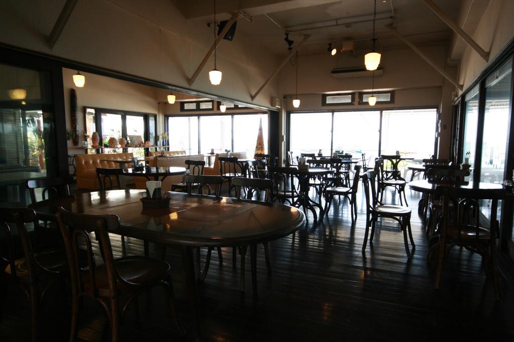 Hotel & Restaurant On The Beach Lue Motobu Esterno foto